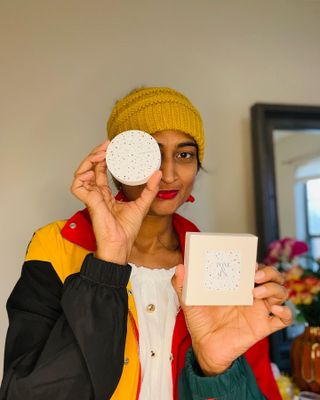 TONEfitSUN 쿠션 12g 비건 톤업 선쿠션 한국산 SPF 50+/ PA++++ — 5점을 준 리뷰어가 2023년 1월 올린 사용 사진