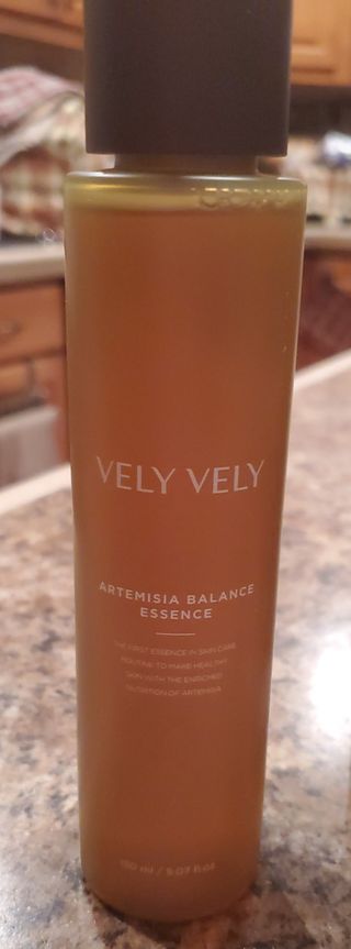 VELY VELY Artemisia Balance Essence — 5점을 준 리뷰어가 2021년 3월 올린 사용 사진