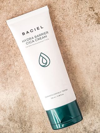 바시엘 BACIEL 바시엘 하이드라 베리어 시카 크림 — 5점을 준 리뷰어가 2021년 5월 올린 사용 사진
