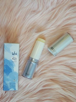 산심 명연수 멀티 스틱 밤 0.38oz 수분 스틱 집중 주름 케어 — 5점을 준 리뷰어가 2023년 4월 올린 사용 사진