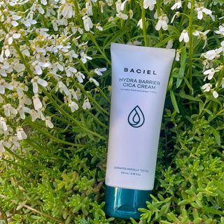 바시엘 BACIEL 바시엘 하이드라 베리어 시카 크림 — 5점을 준 리뷰어가 2021년 5월 올린 사용 사진