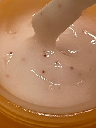 [THE SKIN HOUSE] Vita Snail Cream — 5점을 준 리뷰어가 2022년 4월 올린 사용 사진