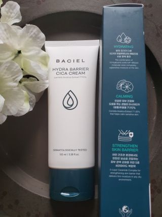 바시엘 BACIEL 바시엘 하이드라 베리어 시카 크림 — 4점을 준 리뷰어가 2021년 5월 올린 사용 사진