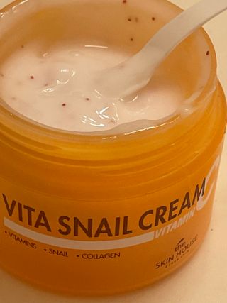 [THE SKIN HOUSE] Vita Snail Cream — 5점을 준 리뷰어가 2022년 4월 올린 사용 사진