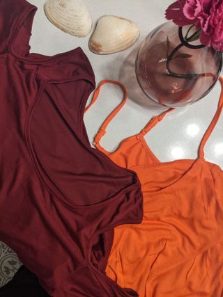 noflik 민소매 스트랩 블라우스-Dressy Tops Summer Spaghetti Strap Tank Tops — 5점을 준 리뷰어가 2021년 8월 올린 사용 사진