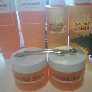[THE SKIN HOUSE] Vita Snail Cream — 4.5점을 준 리뷰어가 2022년 2월 올린 사용 사진