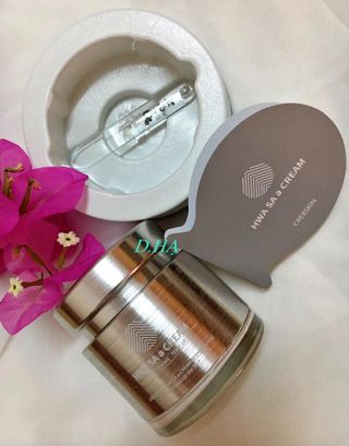 CRE8SKIN(크리에이트스킨) 화사한크림 — 5점을 준 리뷰어가 2022년 4월 올린 사용 사진