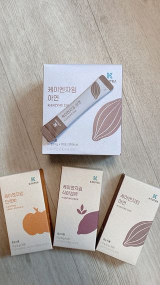 [쿠누트라] K・ENZYME 아연 카카오/3gx30 파우더 스틱 — 4점을 준 리뷰어가 2022년 7월 올린 사용 사진