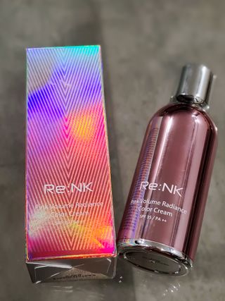 Re:NK 리엔케이 핑크 볼륨 래디언스 컬러크림 — 5점을 준 리뷰어가 2021년 12월 올린 사용 사진