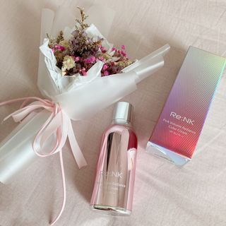 Re:NK 리엔케이 핑크 볼륨 래디언스 컬러크림 — 5점을 준 리뷰어가 2021년 11월 올린 사용 사진