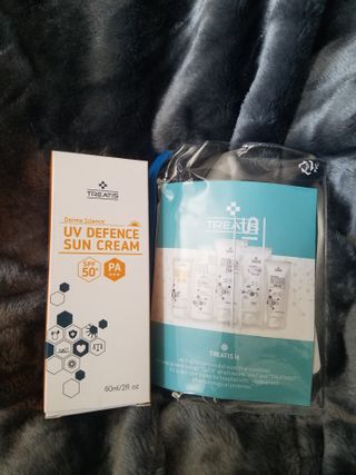 트리티스 US [TREATIS] UV Defence Sun Cream PA+++ / SPF50+ — 5점을 준 리뷰어가 2021년 2월 올린 사용 사진