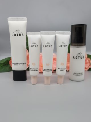 더 퓨어 로터스 제주 식물 선크림 / 제주 연잎 &amp; 동백 미스트 / 순수한 연꽃 어메니티 세트 — 5점을 준 리뷰어가 2022년 7월 올린 사용 사진