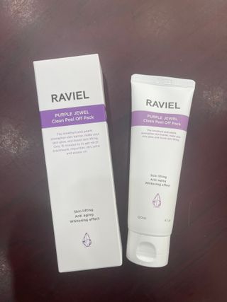 라비엘 RAVIEL 퍼플 쥬얼 클린 필 오프 팩, 마일드 블랙헤드 리무버, 4.1 fl oz(120ml) — 4.5점을 준 리뷰어가 2023년 4월 올린 사용 사진