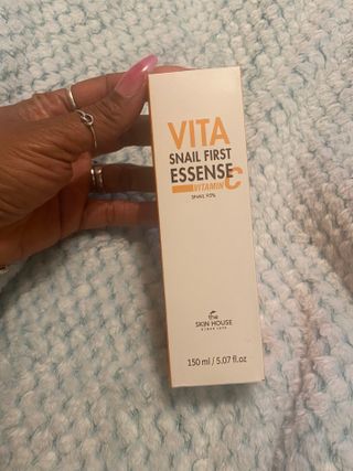 [THE SKIN HOUSE] Vita Snail First Essence — 5점을 준 리뷰어가 2022년 2월 올린 사용 사진