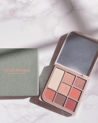 하트퍼센트 Heart Percent Dote on Mood Eye Palette VERMILION FACET — 5점을 준 리뷰어가 2021년 11월 올린 사용 사진