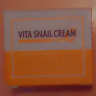 [THE SKIN HOUSE] Vita Snail Cream — 5점을 준 리뷰어가 2022년 4월 올린 사용 사진