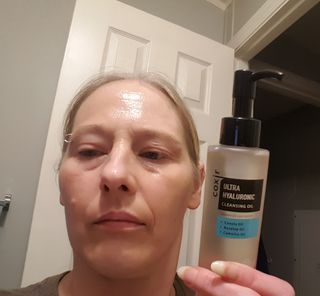 Ultra Hyaluronic Cleansing Oil + Emulsion — 5점을 준 리뷰어가 2021년 10월 올린 사용 사진