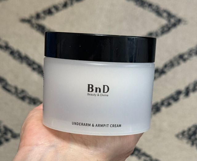 2나우[ENG]BnD Body Whitening Underarm Cream 리뷰 사진
