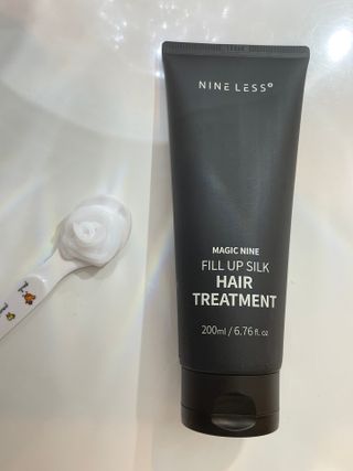 나인레스 매지나인 필 업 실크 트리트먼트 200ml 6.76 fl. 온스 유형에 남겨 — 5점을 준 리뷰어가 2022년 4월 올린 사용 사진
