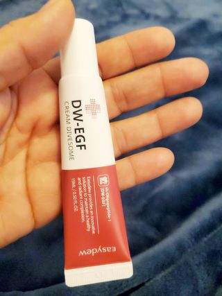 이지듀 Easydew DW-EGF 크림 Divesome 0.5 fl oz — 5점을 준 리뷰어가 2021년 9월 올린 사용 사진