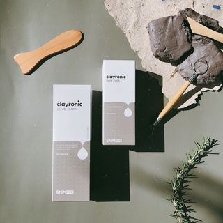클레이로닉 스크럽 폼 120g + 포어팩 55ml 세트 — 3.5점을 준 리뷰어가 2021년 8월 올린 사용 사진