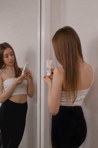 트리티스 US [TREATIS] UV Defence Sun Cream PA+++ / SPF50+ — 5점을 준 리뷰어가 2021년 3월 올린 사용 사진