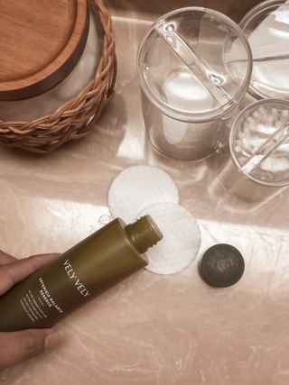 VELY VELY Artemisia Balance Essence — 5점을 준 리뷰어가 2021년 4월 올린 사용 사진