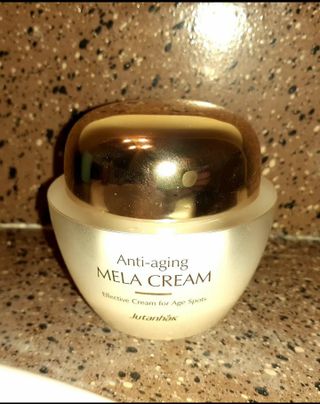 Jutanhak 안티에이징 멜라 크림 50ml / 1.69oz 잡티 &amp; 다크 스팟 케어 하이드레이팅 크림 — 5점을 준 리뷰어가 2022년 11월 올린 사용 사진