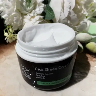 [XYCOS] Cica Green Cream (Vegan) — 5점을 준 리뷰어가 2022년 4월 올린 사용 사진
