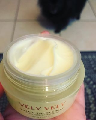 VELY VELY Yuja C-tamin Cream — 4점을 준 리뷰어가 2021년 4월 올린 사용 사진