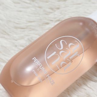 PERFUME HAZE HAIR &amp; BODY MIST 퍼퓸 헤이즈 헤어 &amp; 바디 미스트 — 4점을 준 리뷰어가 2023년 3월 올린 사용 사진