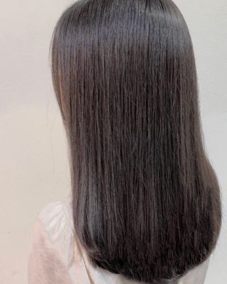 나인레스 매지나인 필 업 실크 트리트먼트 200ml 6.76 fl. 온스 유형에 남겨 — 5점을 준 리뷰어가 2022년 4월 올린 사용 사진