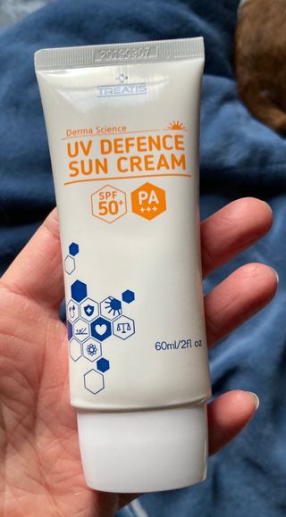 트리티스 US [TREATIS] UV Defence Sun Cream PA+++ / SPF50+ — 5점을 준 리뷰어가 2021년 2월 올린 사용 사진