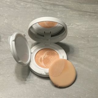 TONEfitSUN 쿠션 12g 비건 톤업 선쿠션 한국산 SPF 50+/ PA++++ — 5점을 준 리뷰어가 2023년 6월 올린 사용 사진