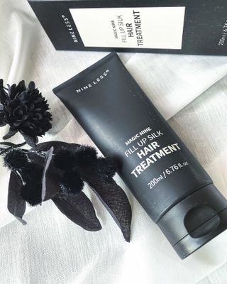 나인레스 매지나인 필 업 실크 트리트먼트 200ml 6.76 fl. 온스 유형에 남겨 — 5점을 준 리뷰어가 2022년 4월 올린 사용 사진