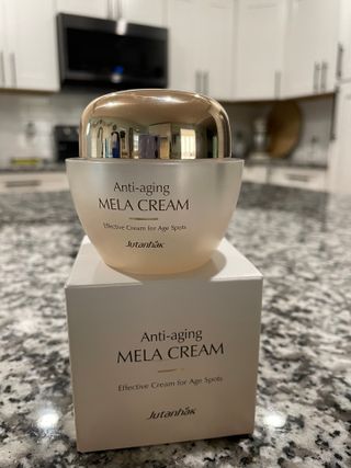 Jutanhak 안티에이징 멜라 크림 50ml / 1.69oz 잡티 &amp; 다크 스팟 케어 하이드레이팅 크림 — 5점을 준 리뷰어가 2023년 7월 올린 사용 사진