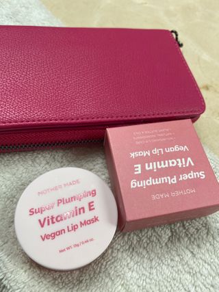 마더메이드 [어머니 만든] 슈퍼 플럼 핑 Vit E 비건 립 마스크 _E — 5점을 준 리뷰어가 2021년 1월 올린 사용 사진