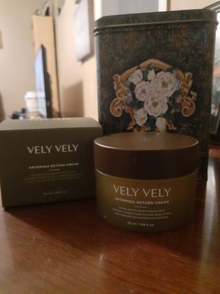 VELY VELY Artemisia Return Cream — 3점을 준 리뷰어가 2021년 4월 올린 사용 사진