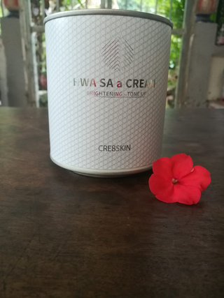 CRE8SKIN(크리에이트스킨) 화사한크림 — 4점을 준 리뷰어가 2022년 3월 올린 사용 사진