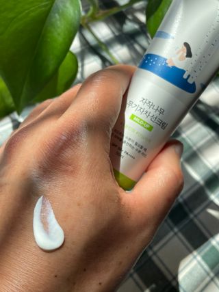 Round Lab Birch Juice Moisturizing Sunscreen — 5점을 준 리뷰어가 2024년 6월 올린 사용 사진