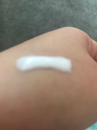 오바코 ovaco eye wrinkle smooth out serum — 4.5점을 준 리뷰어가 2022년 2월 올린 사용 사진