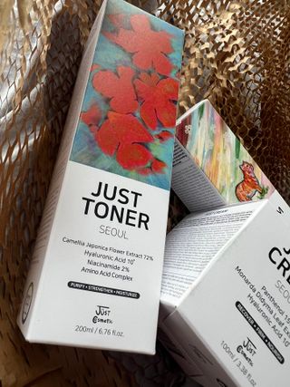 저스트 코스메틱 [JUST COSMETIC SKIN CARE SET] JUST TONER, JUST SERUM, JUST CREAM — 5점을 준 리뷰어가 2023년 5월 올린 사용 사진