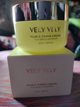 VELY VELY Yuja C-tamin Cream — 5점을 준 리뷰어가 2021년 4월 올린 사용 사진