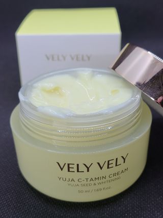 VELY VELY Yuja C-tamin Cream — 5점을 준 리뷰어가 2021년 4월 올린 사용 사진