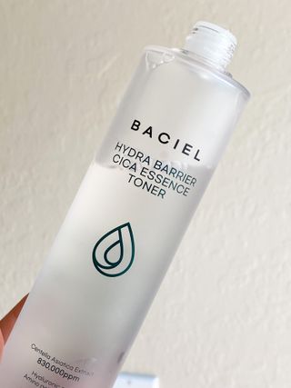 바시엘 BACIEL 바시엘 하이드라 베리어 시카 에센스 토너 — 5점을 준 리뷰어가 2021년 9월 올린 사용 사진