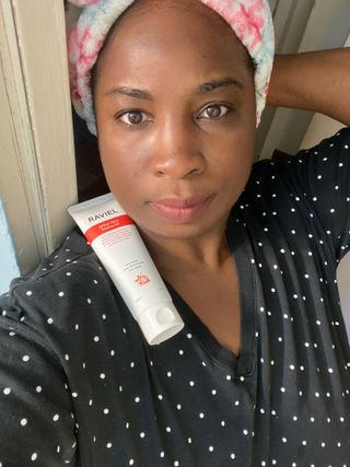 라비엘 모든 피부를 위한 RAVIEL 애플 마일드 필링 젤, 4.1 fl oz, 깊고 부드러운 각질 제거 — 5점을 준 리뷰어가 2022년 8월 올린 사용 사진