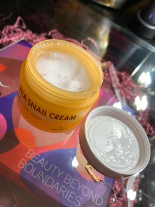 [THE SKIN HOUSE] Vita Snail Cream — 4.5점을 준 리뷰어가 2022년 4월 올린 사용 사진