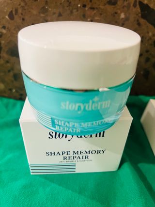 [스토리덤] 타임머신 하이알 1000 30ml + 쉐이프 메모리 리페어 크림 50ml — 4점을 준 리뷰어가 2023년 8월 올린 사용 사진