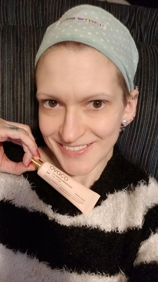 오바코 ovaco eye wrinkle smooth out serum — 5점을 준 리뷰어가 2022년 1월 올린 사용 사진