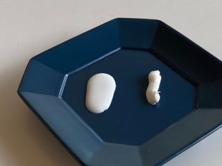 ゴールドプラスセット(シャンプー500g x 1ea/トリートメント500ml X 1ea) — 4점을 준 리뷰어가 2023년 3월 올린 사용 사진